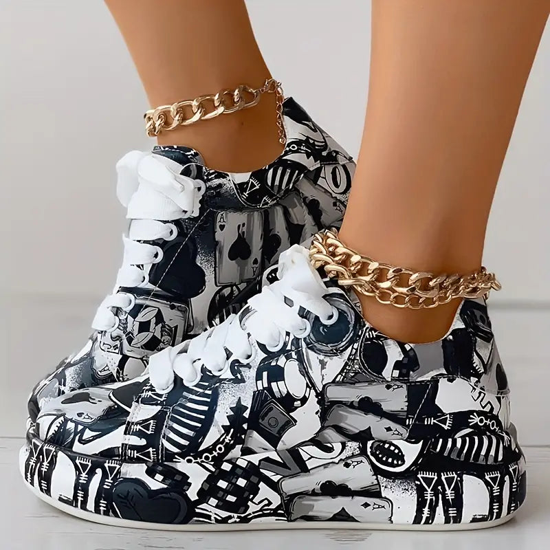 Women's Graffiti Print Low Sneakers