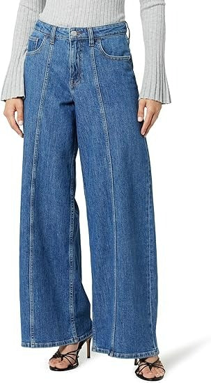 Women's Relaxed-Fit Jeans